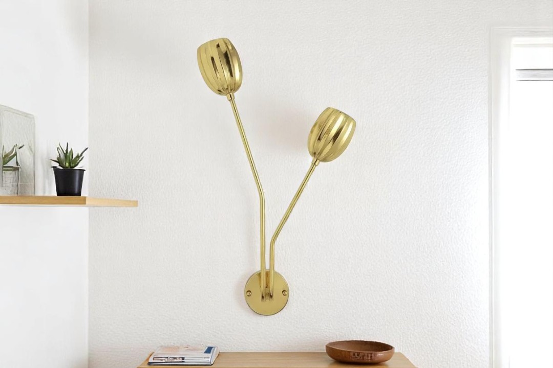 Golden wall lamp in the shape of a rose MGW-17118-2