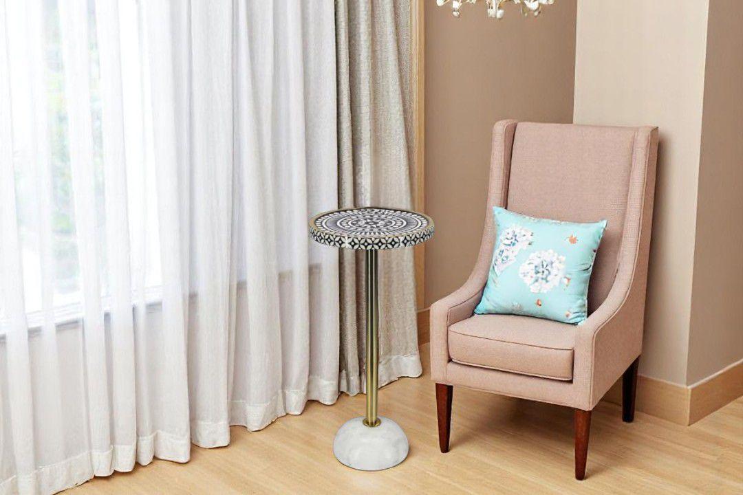 Modern outdoor end table 69381