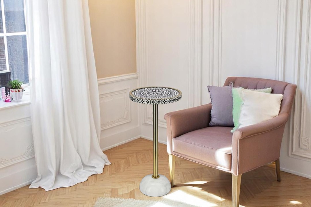 Modern outdoor end table 69381