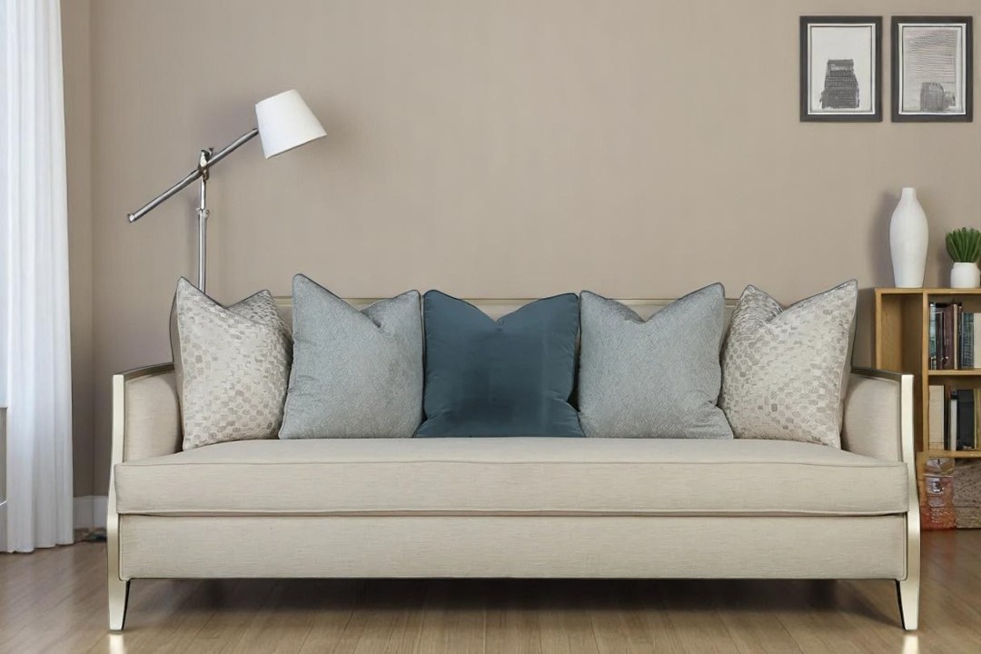 New Classic 4 piece sofa set Trento