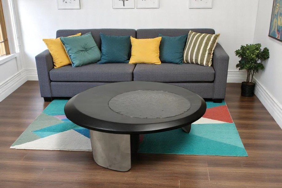 Modern single table 1033