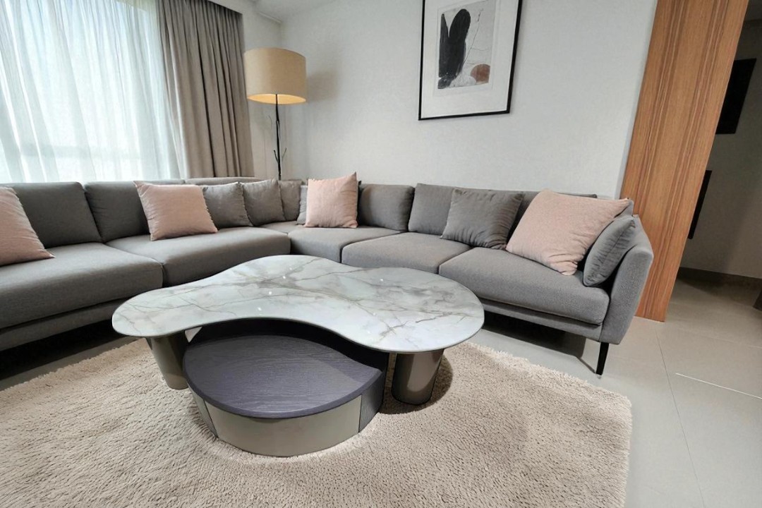 Modern single table CJ-824