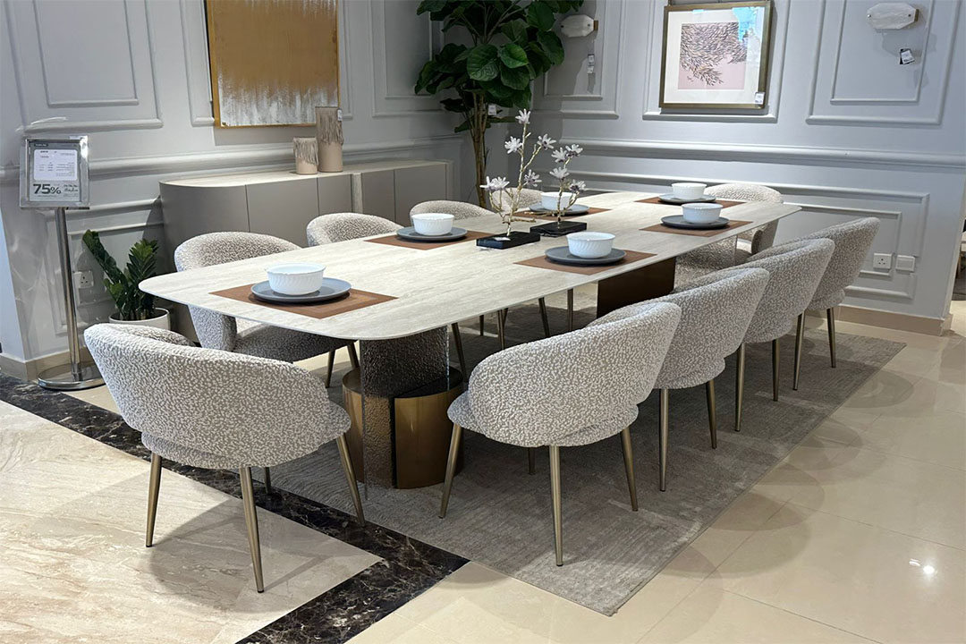 10-seat dining table with modern buffet Ym-D2491