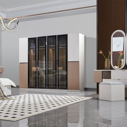 Modern bedroom set with 6 doors, RI339