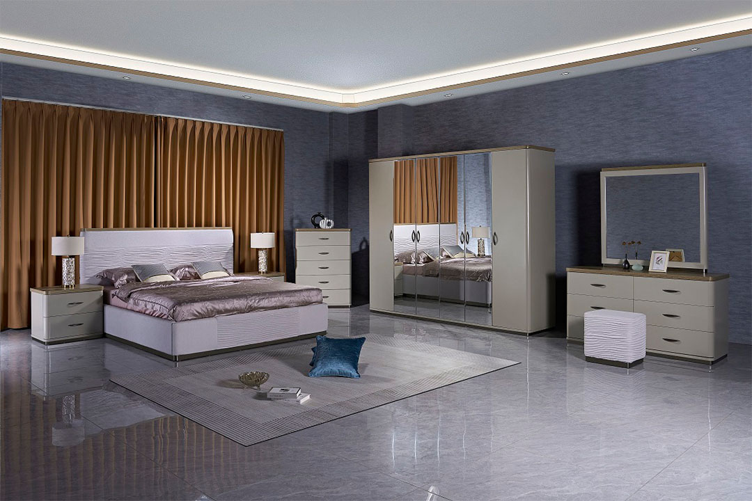Neo-classic bedroom set, 6 doors, 1070