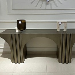 Console modern RC-604
